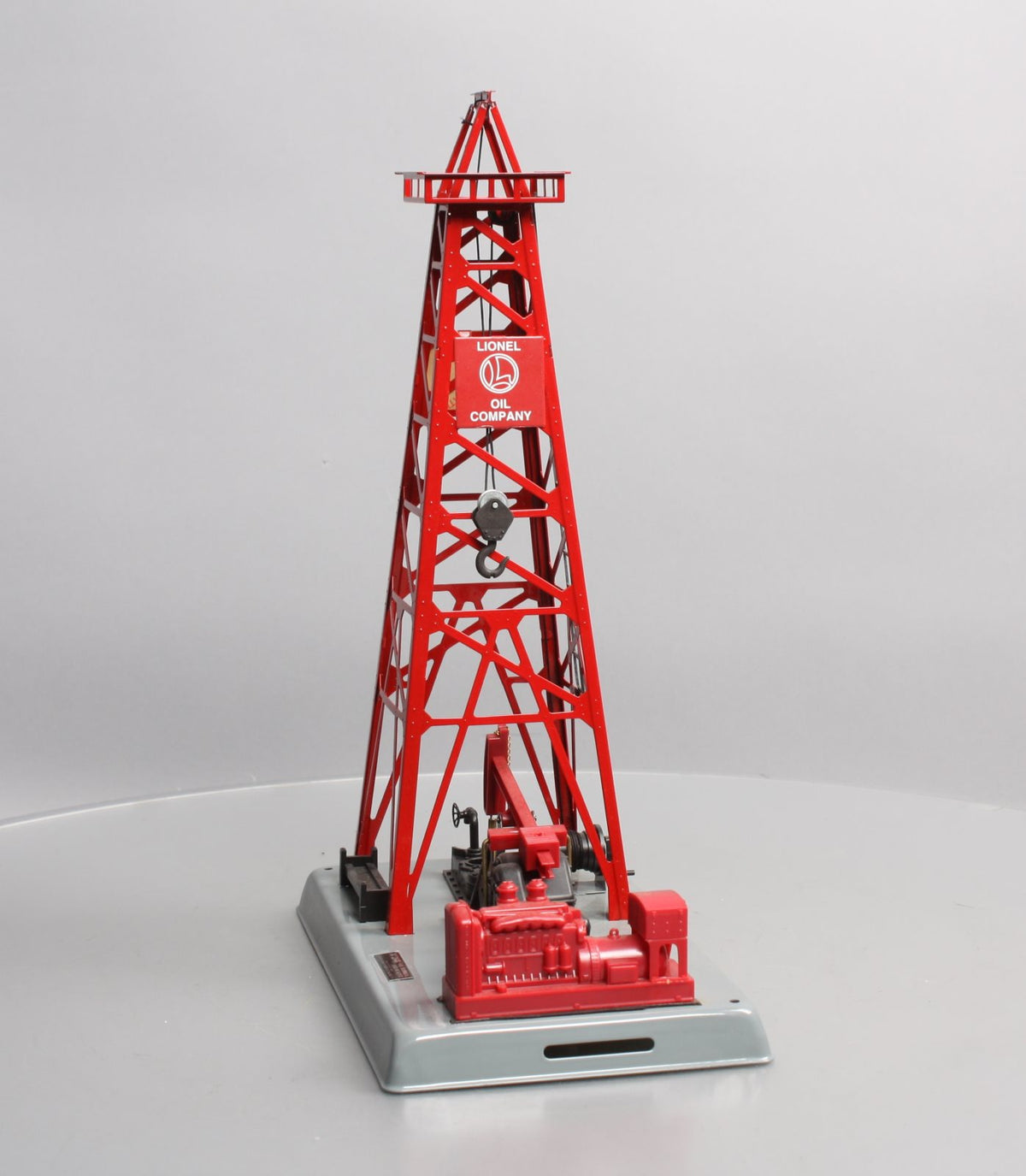 Lionel 6-12848 O Gauge Red Operating Oil Derrick LN/Box