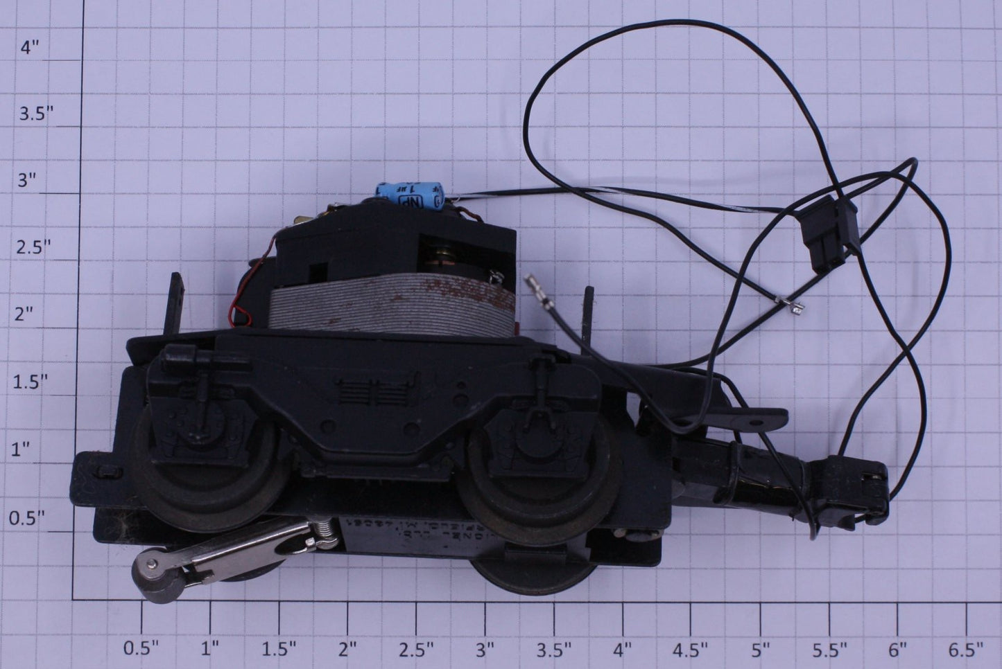 Lionel 18240-100 Dash-8 CC 4-Wheel Motor Truck with AC Motor