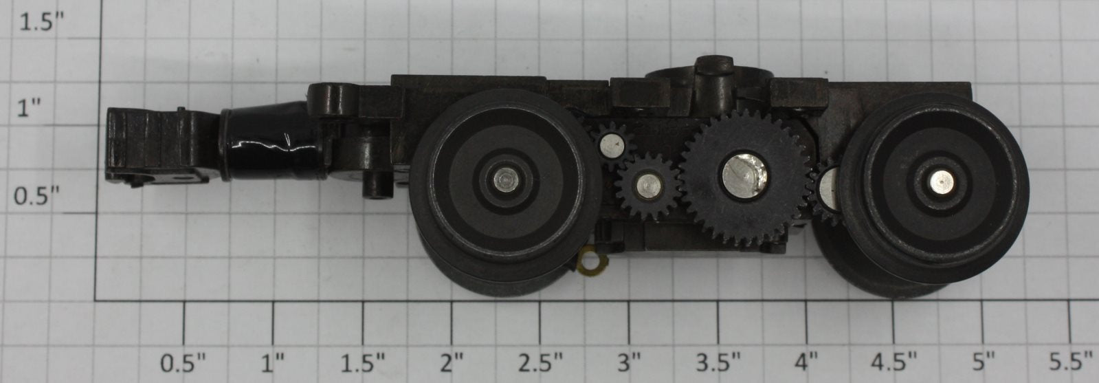 Lionel 28340-641 4 Wheel Motor Truck with Coupler No Sides Liondrive Scale GP-7