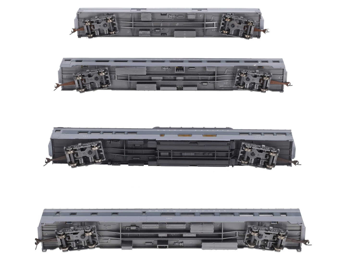 Rivarossi 6940 HO Union Pacific 1930‘s 4-Car Passenger Set (Set A) LN/Box