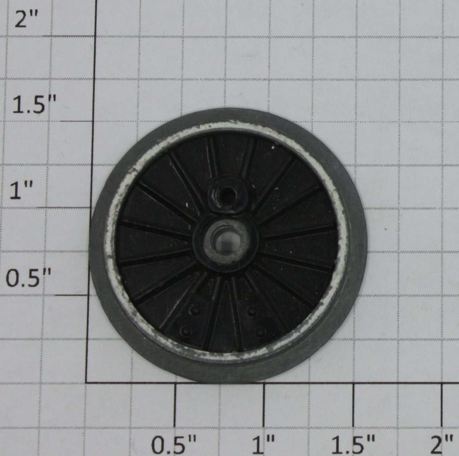 Lionel 8315-165 Black 4-4-0 Steam Plain Driver Wheel with White Painted Rim
