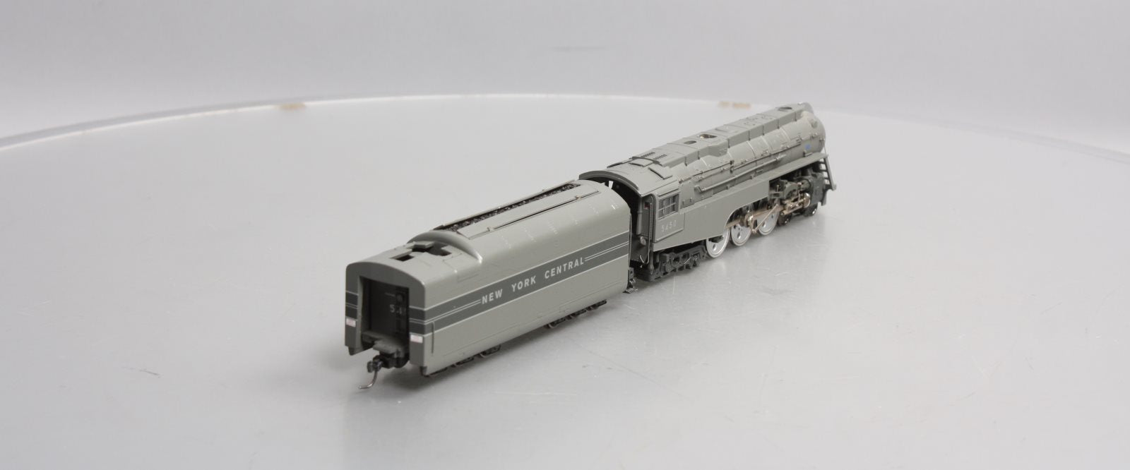 MTH 80-3232-1 HO New York Central 4-6-4 Dreyfuss Steam Engine w/PS 3.0 #5450 DCC