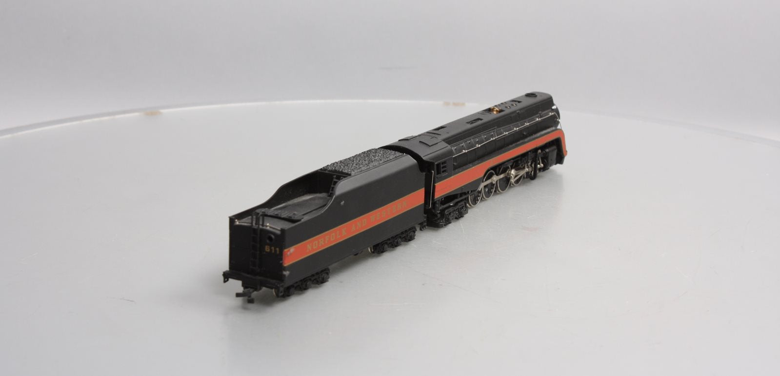 Bachmann 11316 HO Norfolk & Western 4-8-4 Locomotive Bachmann 11316 HO Norfolk & Western 4-8-4 Locomotive