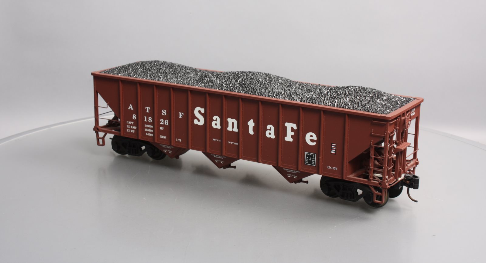 USA Trains R14002 G Santa Fe 70 Ton 3 Bay Coal Hoppers (Mineral Brown)