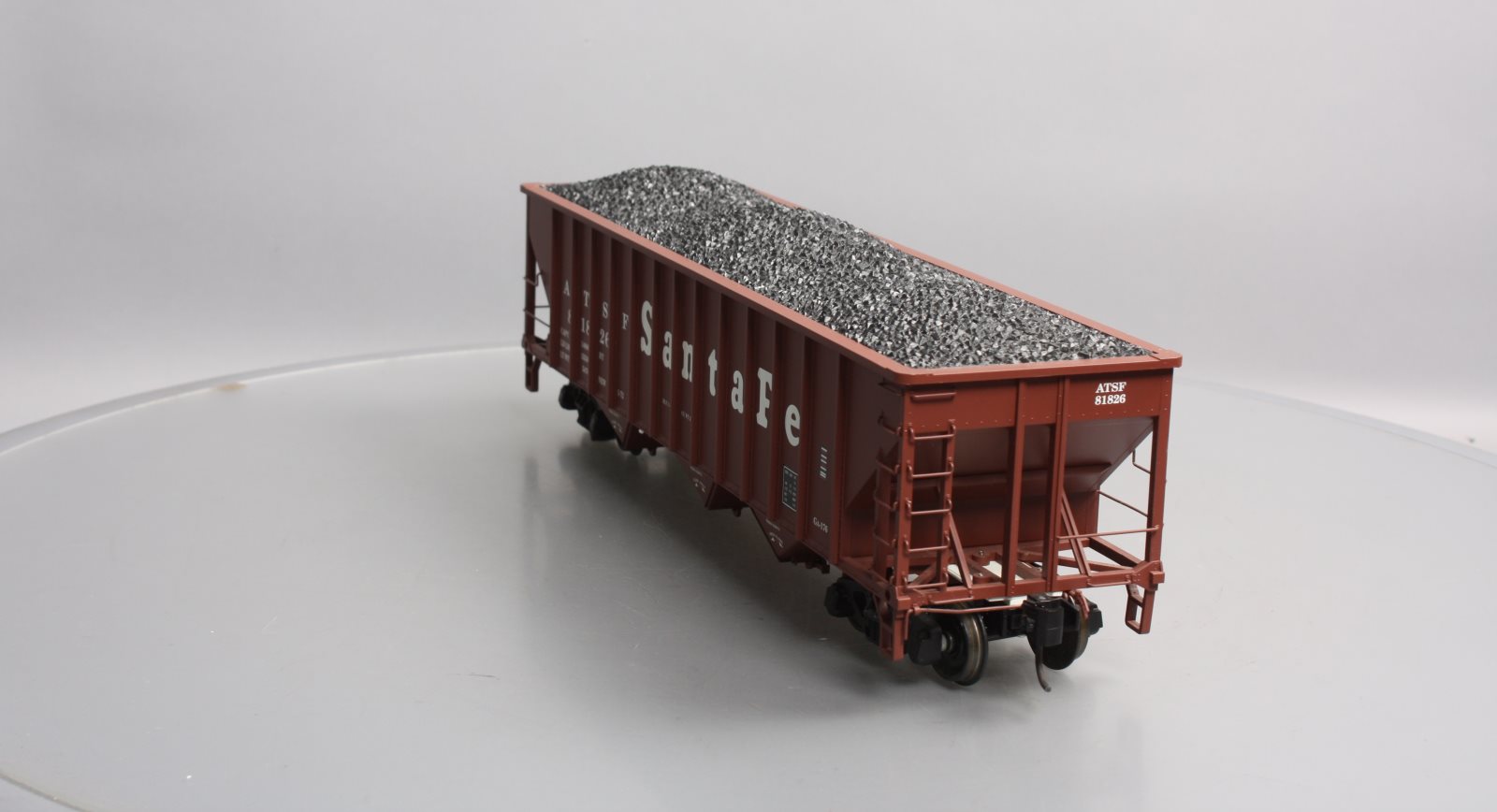 USA Trains R14002 G Santa Fe 70 Ton 3 Bay Coal Hoppers (Mineral Brown)