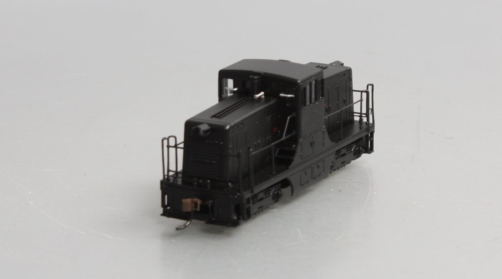 Bachmann 62202 HO Undecorated GE 44-Ton Diesel Locomotive DCC