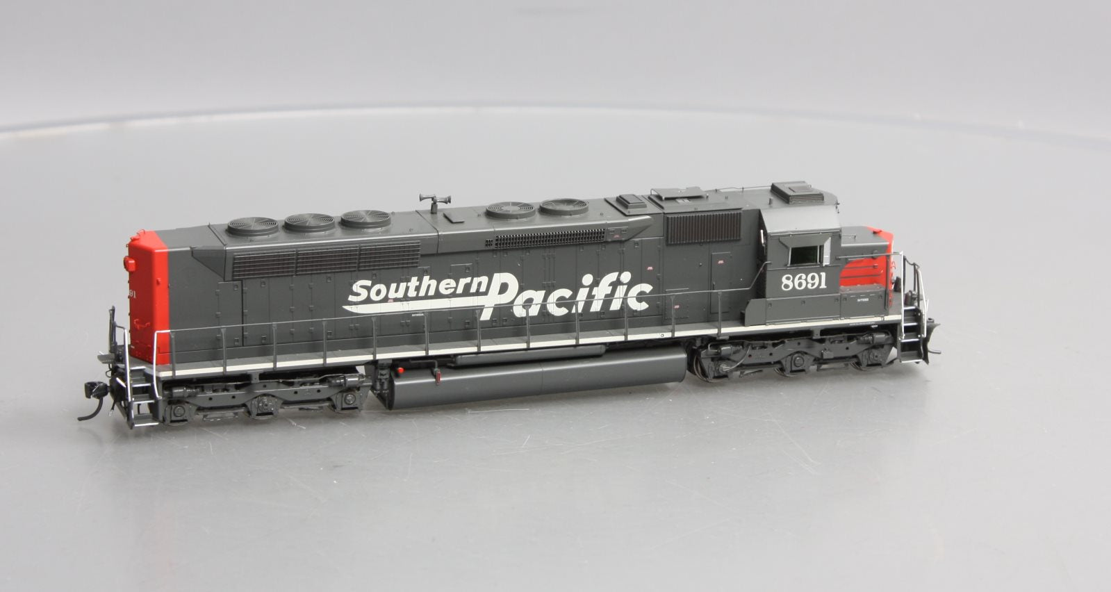 Athearn G63676 HO Southern Pacific SD40M-2 with DCC & Sound #8691