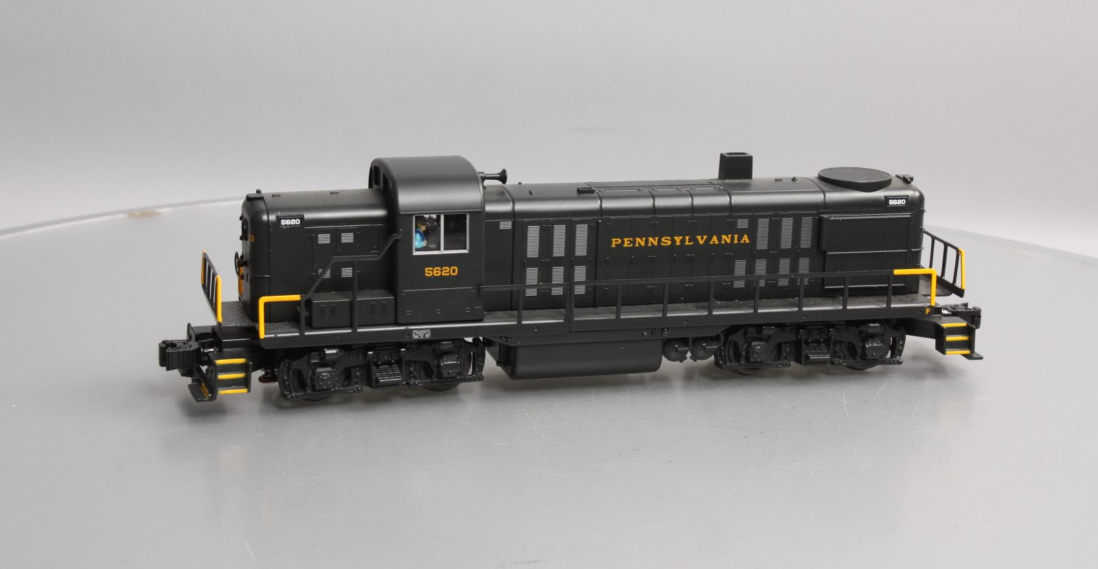 Lionel 6-38816 Pennsylvania LionChief Plus RS-3 Diesel Locomotive #5620