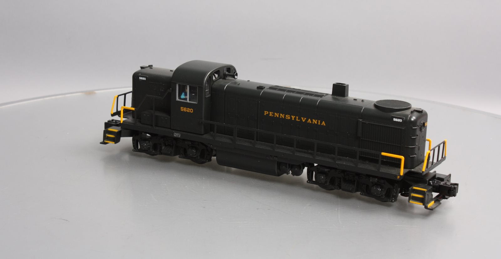Lionel 6-38816 Pennsylvania LionChief Plus RS-3 Diesel Locomotive #5620
