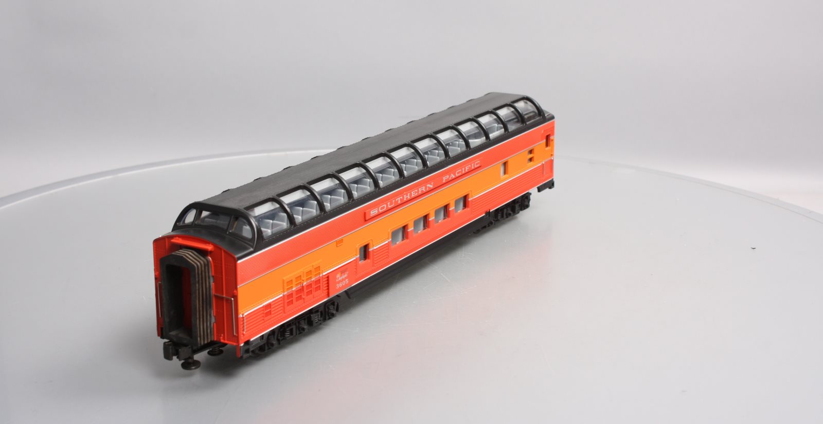MTH 20-6717 O Southern Pacific Daylight 70' ABS Full Length Vista Dome #3605 LN/Box