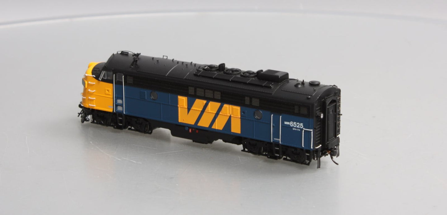 Rapido Trains 220522 HO VIA Rail Canada True North Diesel FP9A GPA-17d #6519