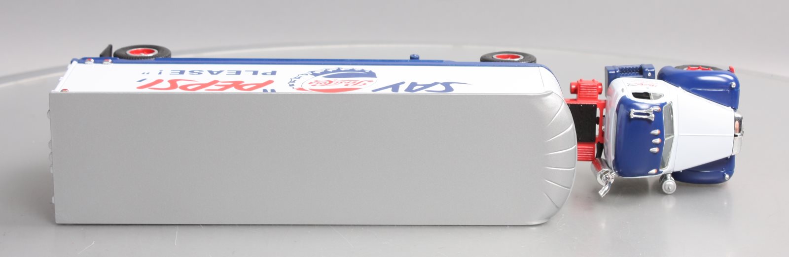 First Gear 19-1357 1:34 Scale 1960 B-61 Mack Pepsi Tractor and Trailer LN/Box