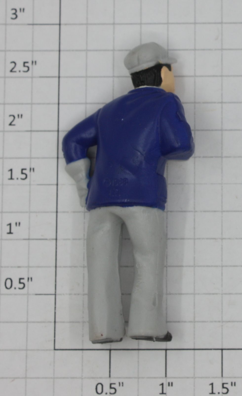 Lionel 85104-11 G Scale 4-4-2 Atlantic Steam Locomotive Engineer Figure