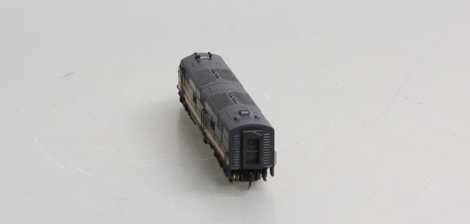 Broadway Limited 3306 N Louisville & Nashville EMD E6A Dual Headlight #454A