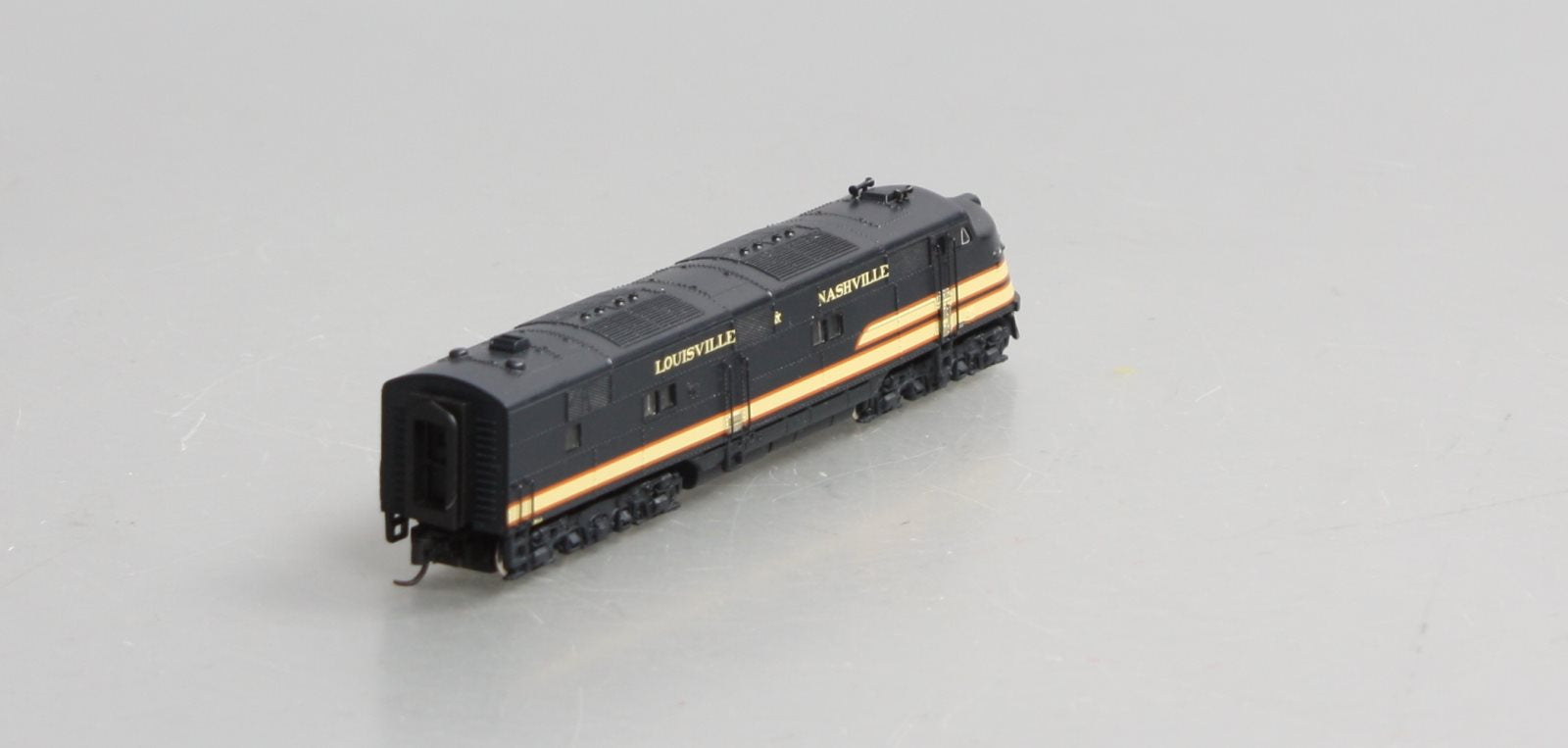 Broadway Limited 3306 N Louisville & Nashville EMD E6A Dual Headlight #454A