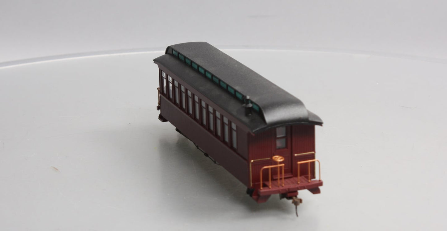 Bachmann 26298 On30 Painted & Unlettered Observation Car with Lighted Interior
