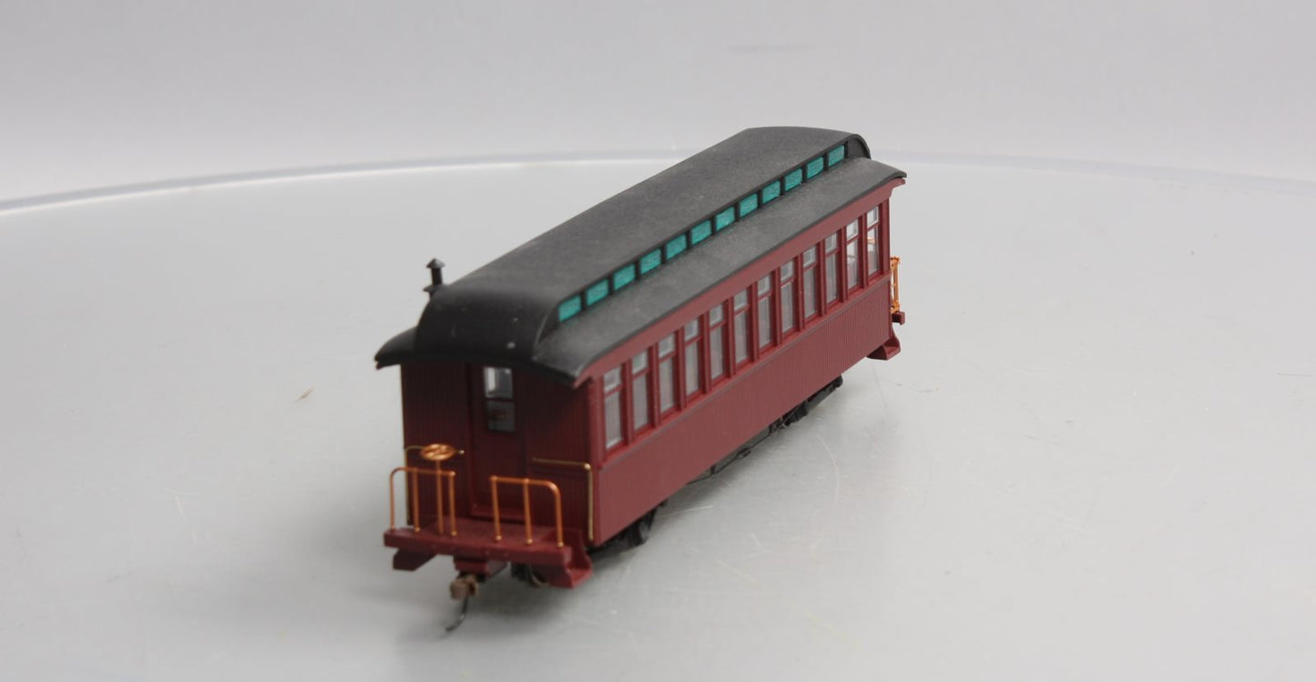 Bachmann 26298 On30 Painted & Unlettered Observation Car with Lighted Interior