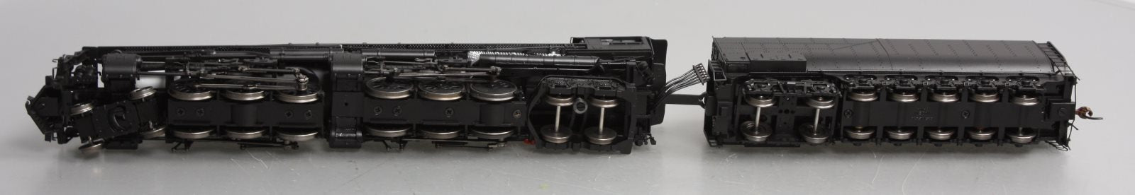 Athearn G9121 HO Unlettered Early 4-6-6-4 with DCC & Sound