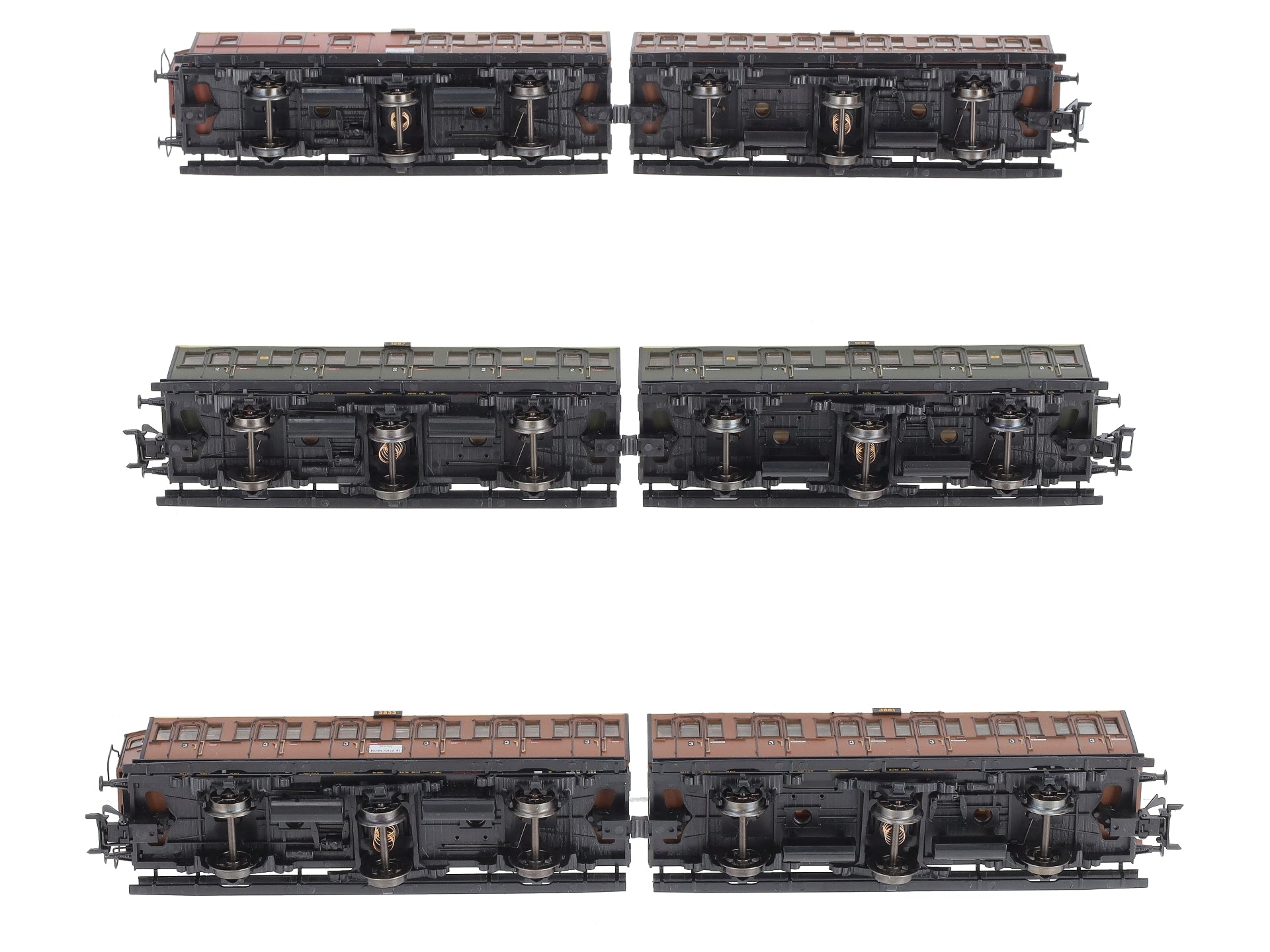 Marklin 42041 HO KPEV Passenger Car w/3 Pairs of Compartment Cars