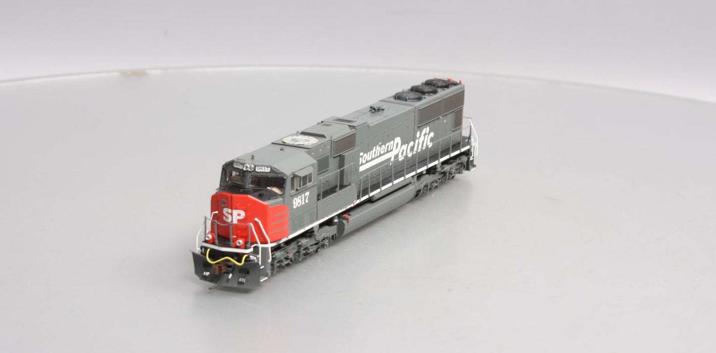 Athearn G70623 HO Southern Pacific SD70M Diesel Locomotive w/DCC & Sound #9817