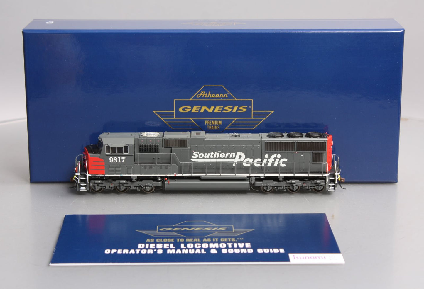 Athearn G70623 HO Southern Pacific SD70M Diesel Locomotive w/DCC & Sound #9817