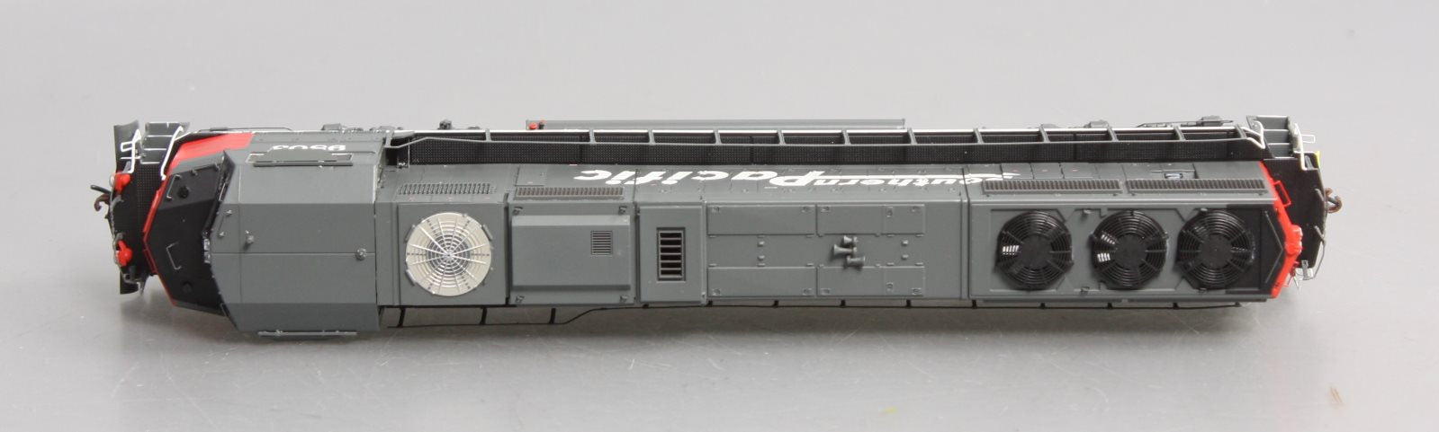 Athearn G70621 HO Southern Pacific SD70M w/DCC & Sound #9803