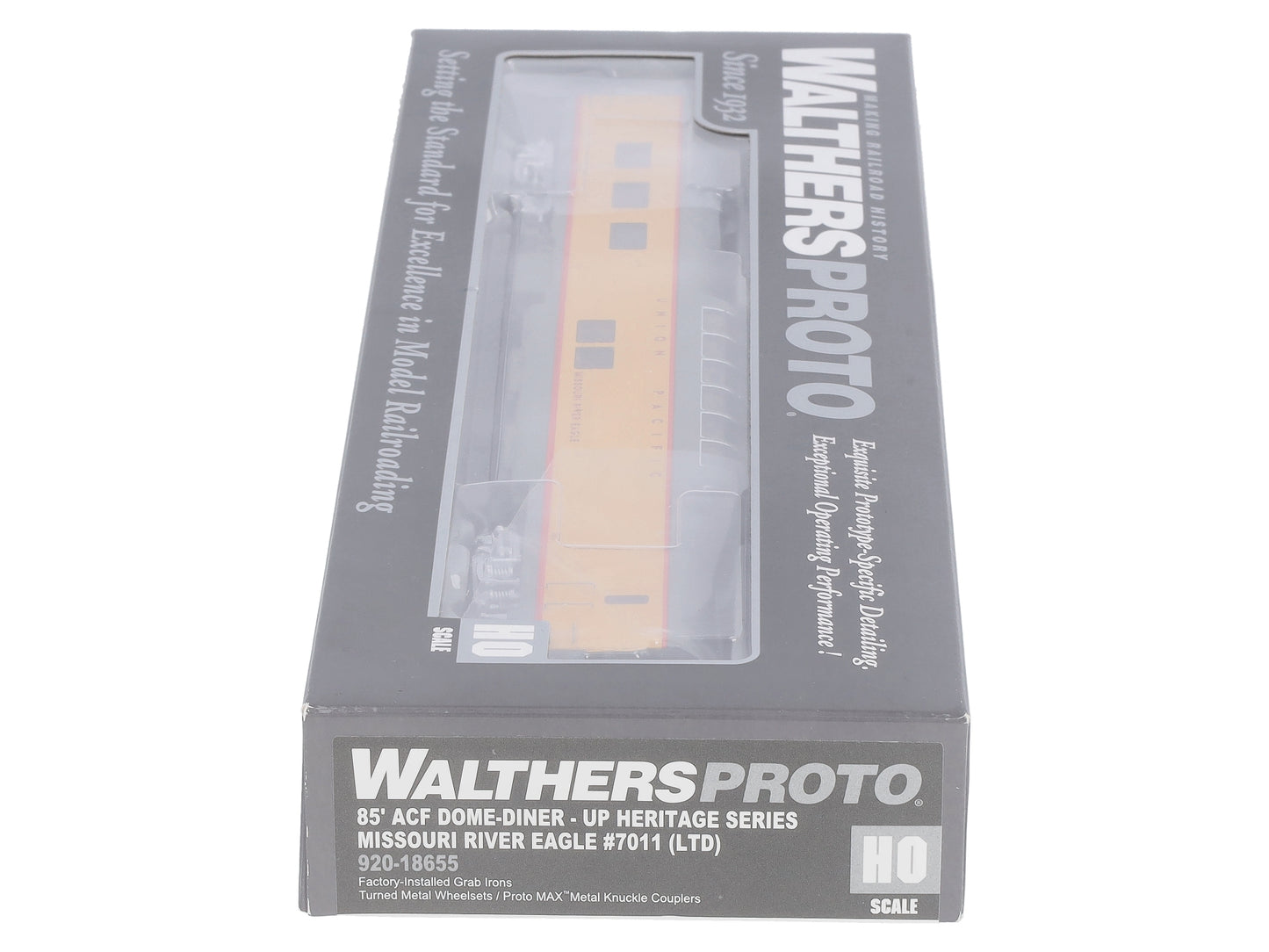 Walthers 920-18655 HO UP Missouri River Eagle 85' ACF Dome Lighted Diner LN/Box