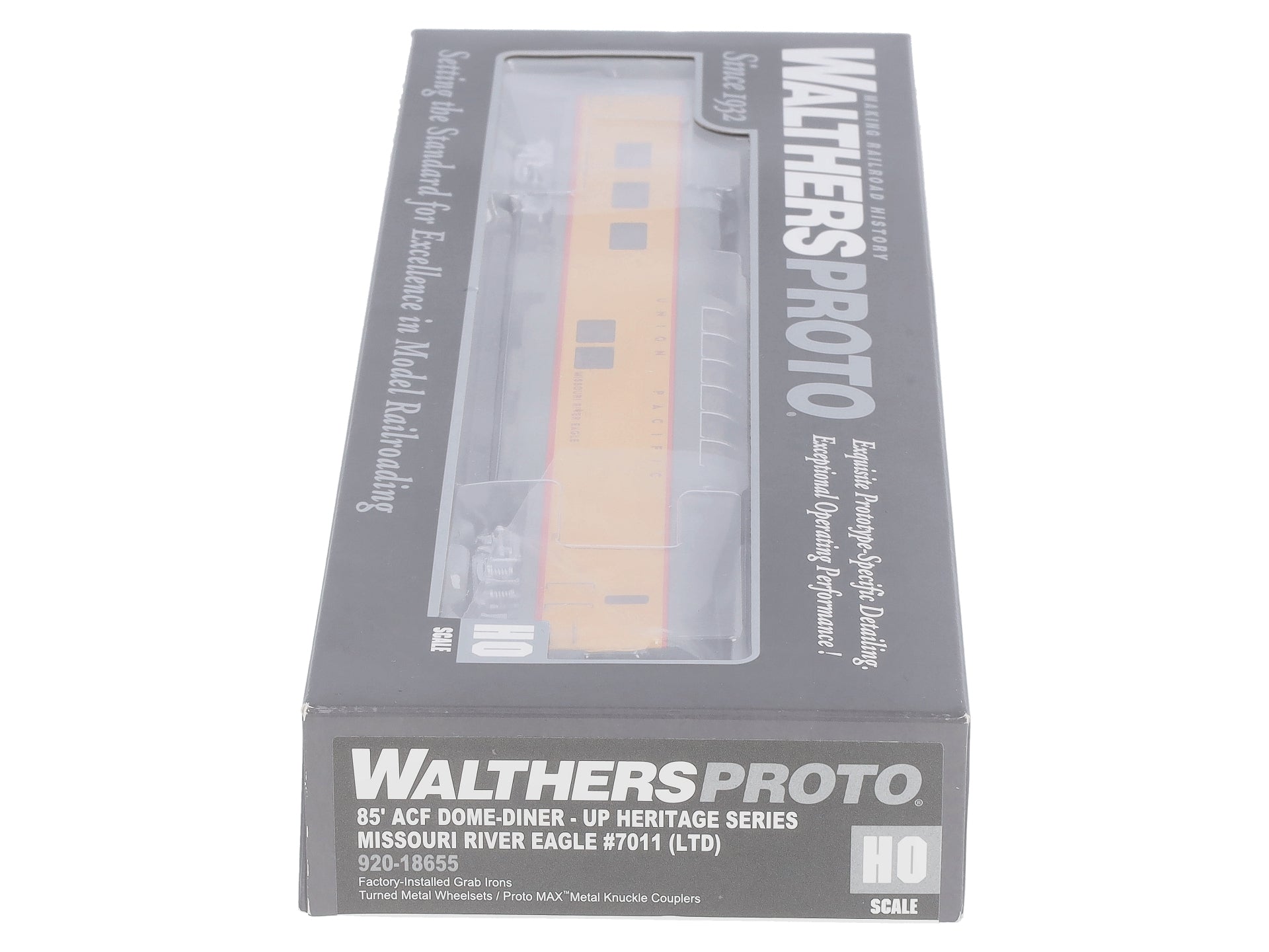 Walthers 920-18655 HO UP Missouri River Eagle 85' ACF Dome Lighted Diner LN/Box