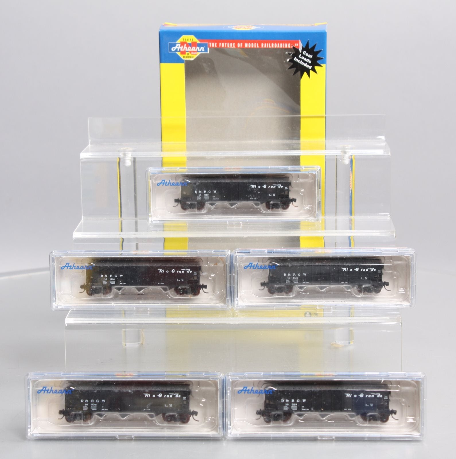 Athearn 11991 N Denver and Rio Grande Western 40' 3-Bay Ribbed Hopper #7 (5)