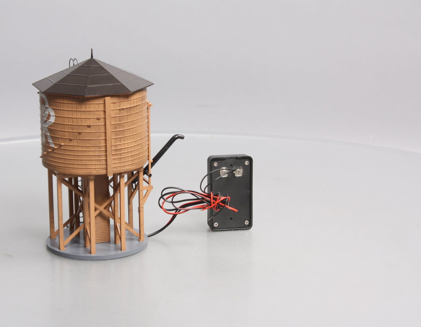 Broadway Limited 6094 HO Pennsylvania Railroad Operating Water Tower