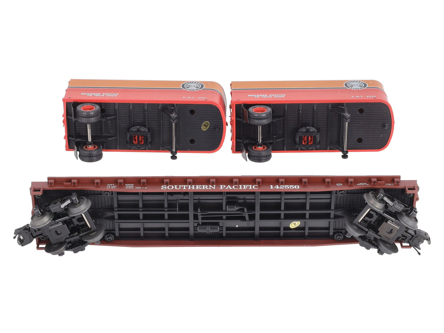 MTH 20-98601 O Gauge Southern Pacific Flat w/2 PUP Trailers