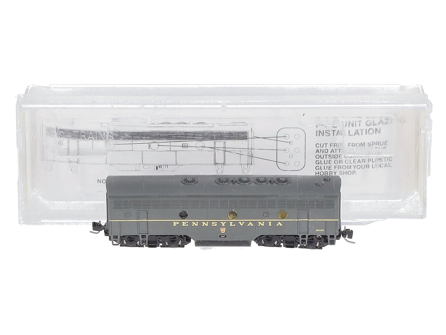 MicroTrains 98002090 Z Scale Pennsylvania Powered F7 B-Unit Locomotive