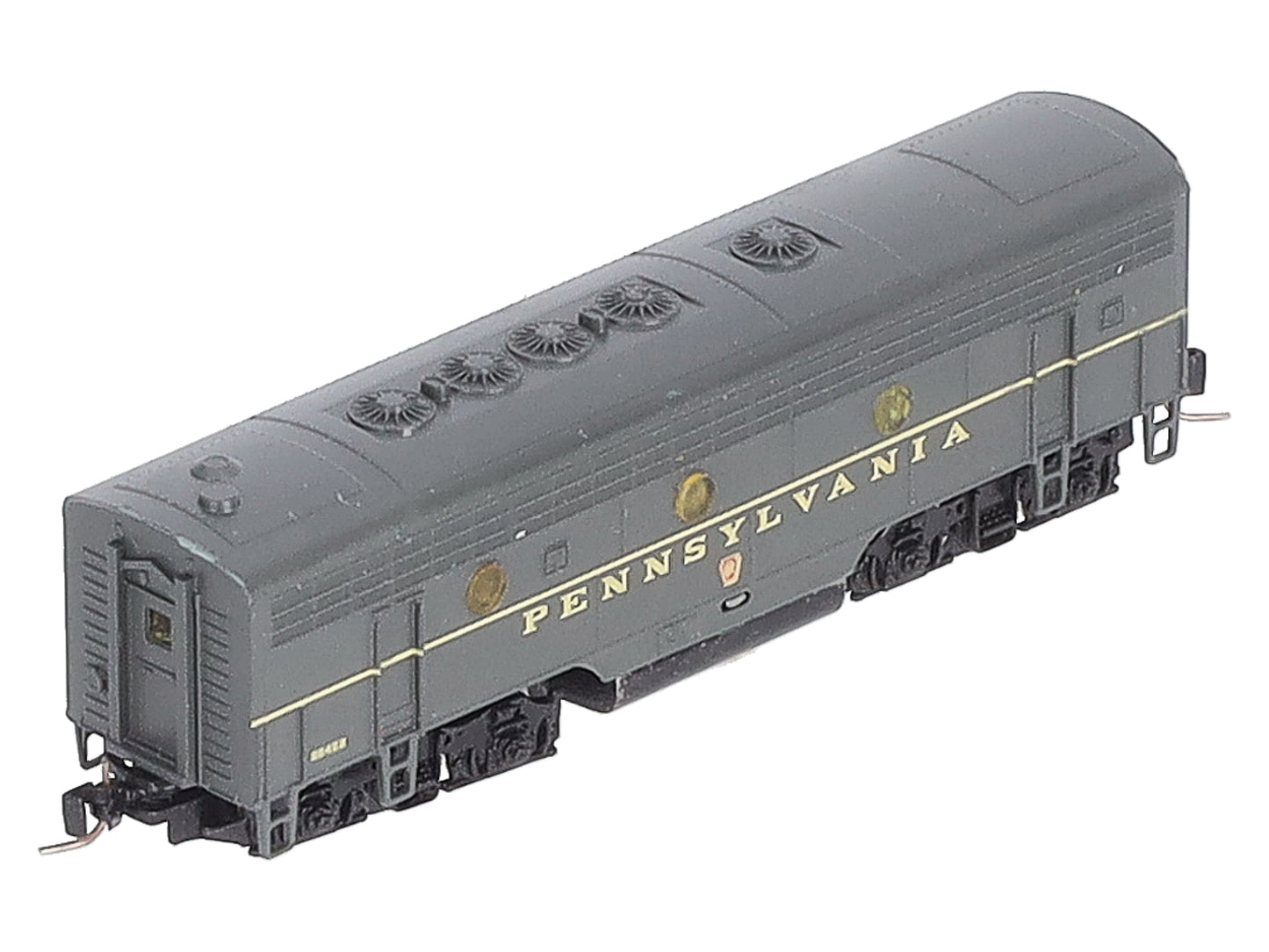 MicroTrains 98002090 Z Scale Pennsylvania Powered F7 B-Unit Locomotive