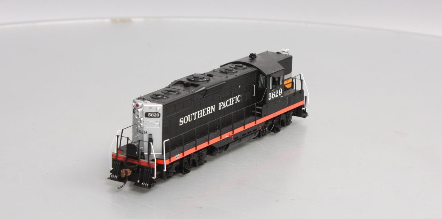Athearn G78216 HO Southern Pacific GP9 Diesel Locomotive with Sound #5629