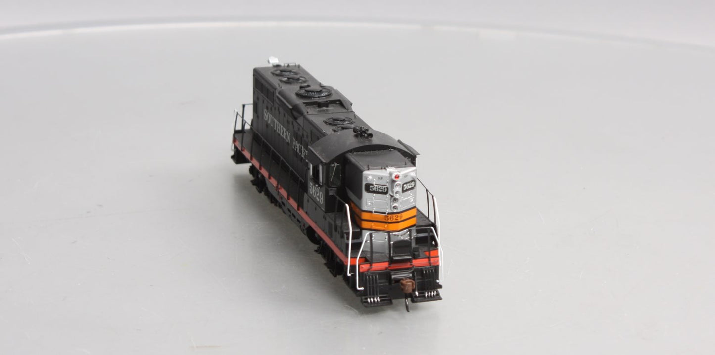 Athearn G78216 HO Southern Pacific GP9 Diesel Locomotive with Sound #5629