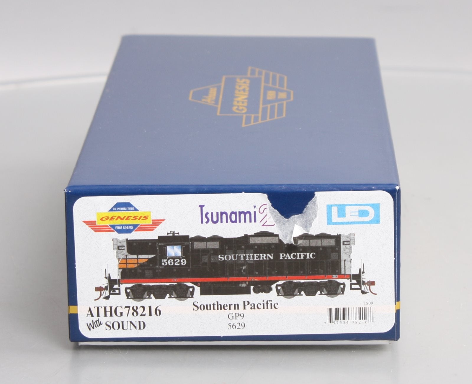Athearn G78216 HO Southern Pacific GP9 Diesel Locomotive with Sound #5629