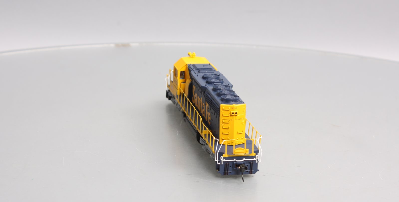 Broadway Limited 5000 HO Santa Fe EMD SD40-2 Low Hood with Sound & DCC #5032