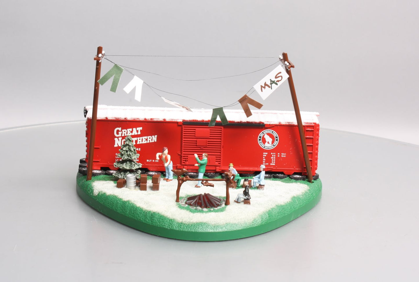 Lionel 6-37942 O Gauge Christmas Hobo Hotel