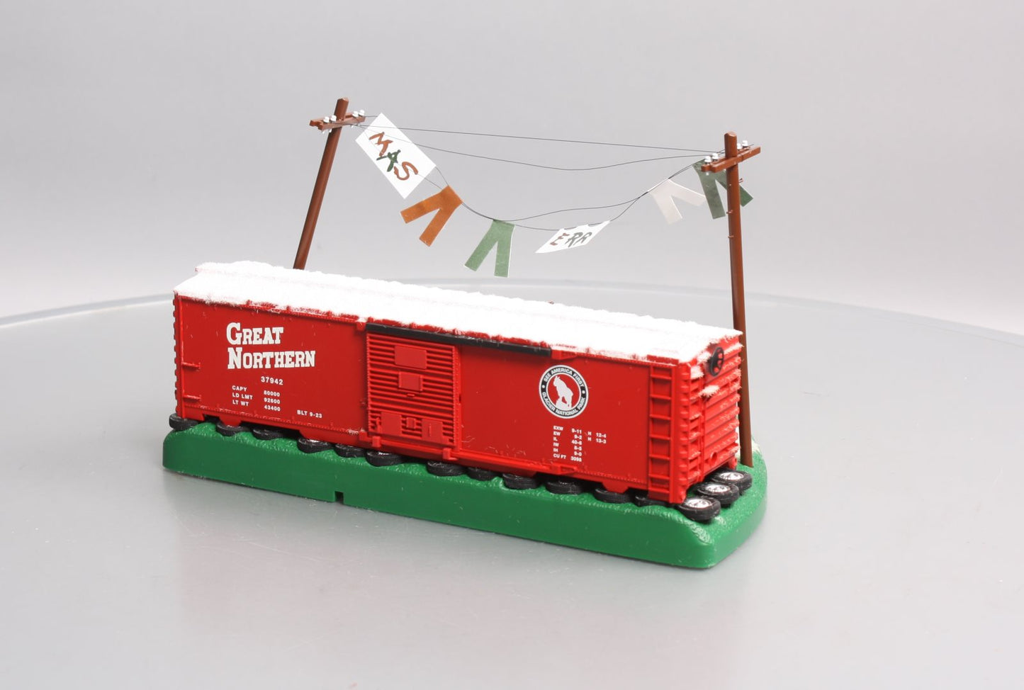 Lionel 6-37942 O Gauge Christmas Hobo Hotel