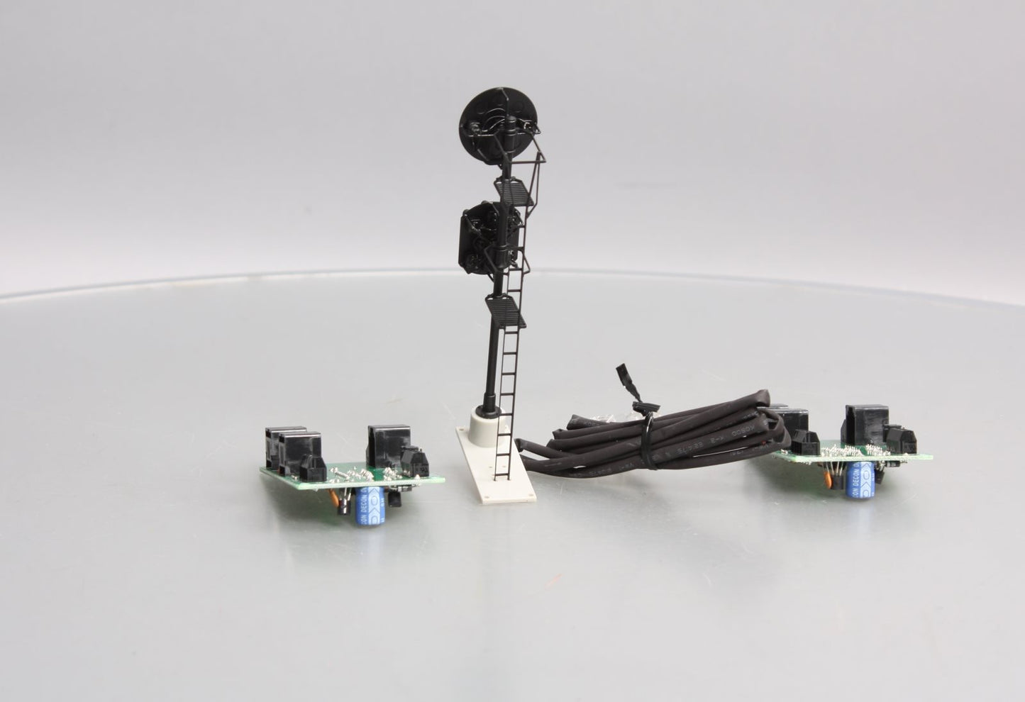 Custom Signals PRR-25 O Scale Ground Signal