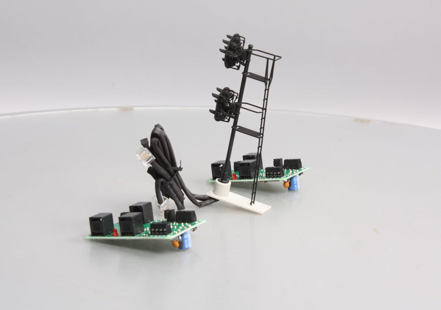 Custom Signals PRR-45 O Scale Railroad Ground Signal