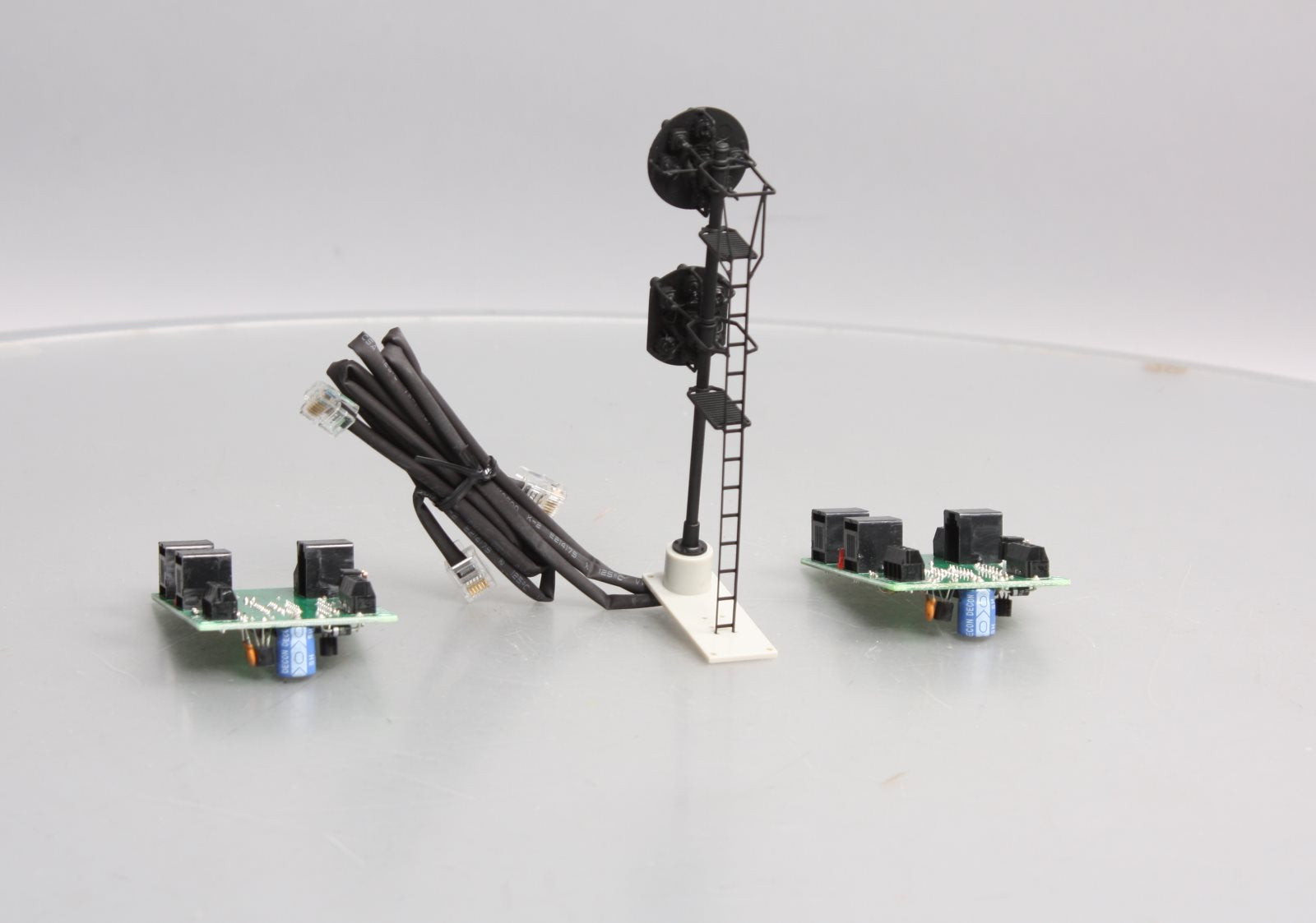 Custom Signals PRR-45 O Scale Railroad Ground Signal