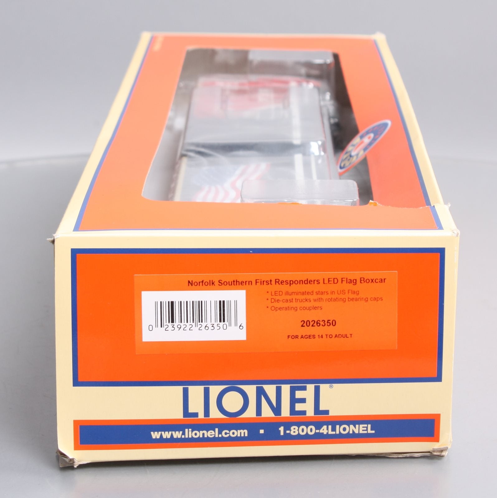 Lionel 2026350 O Gauge Norfolk Southern First Responders LED 60' Flag Boxcar
