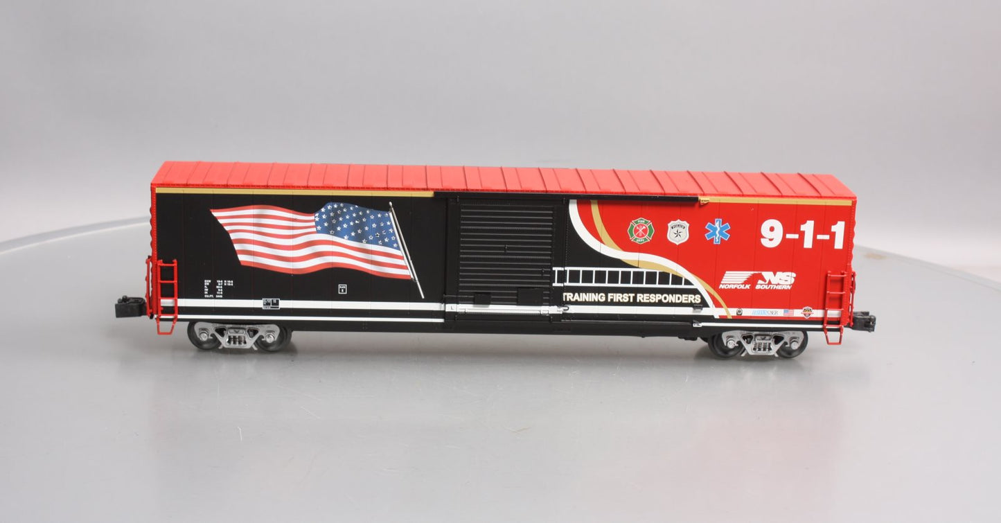 Lionel 2026350 O Gauge Norfolk Southern First Responders LED 60' Flag Boxcar