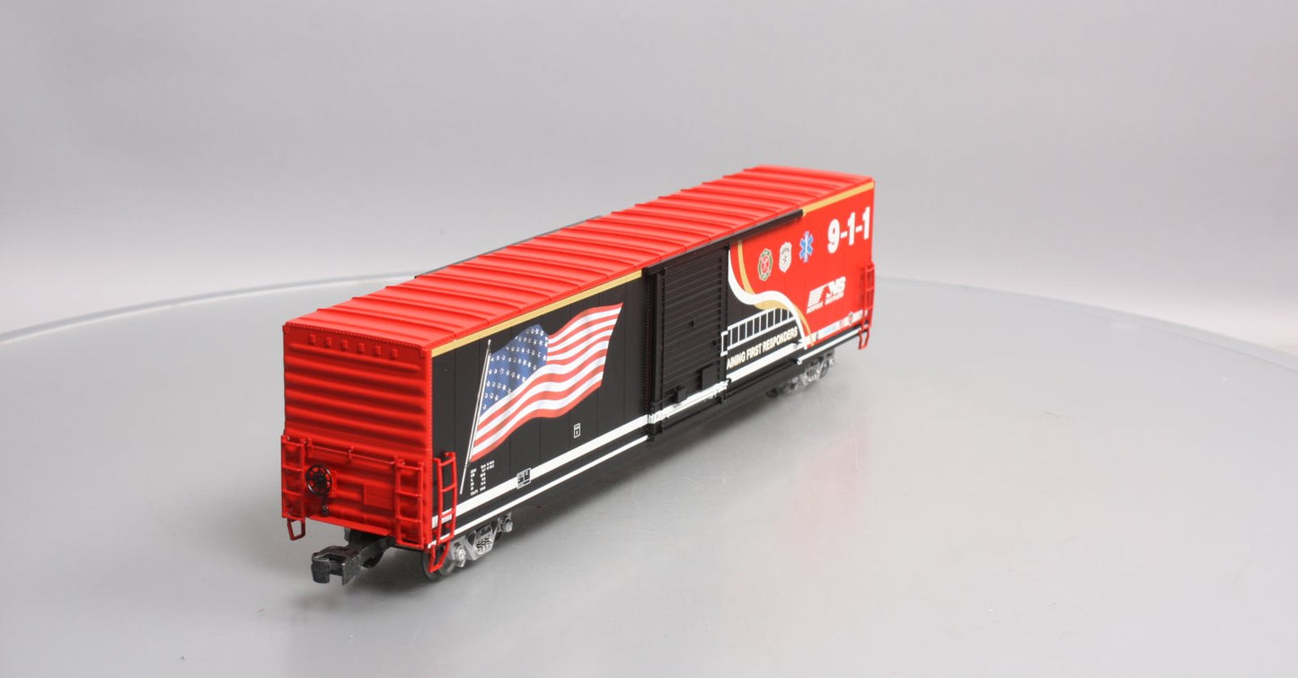 Lionel 2026350 O Gauge Norfolk Southern First Responders LED 60' Flag Boxcar