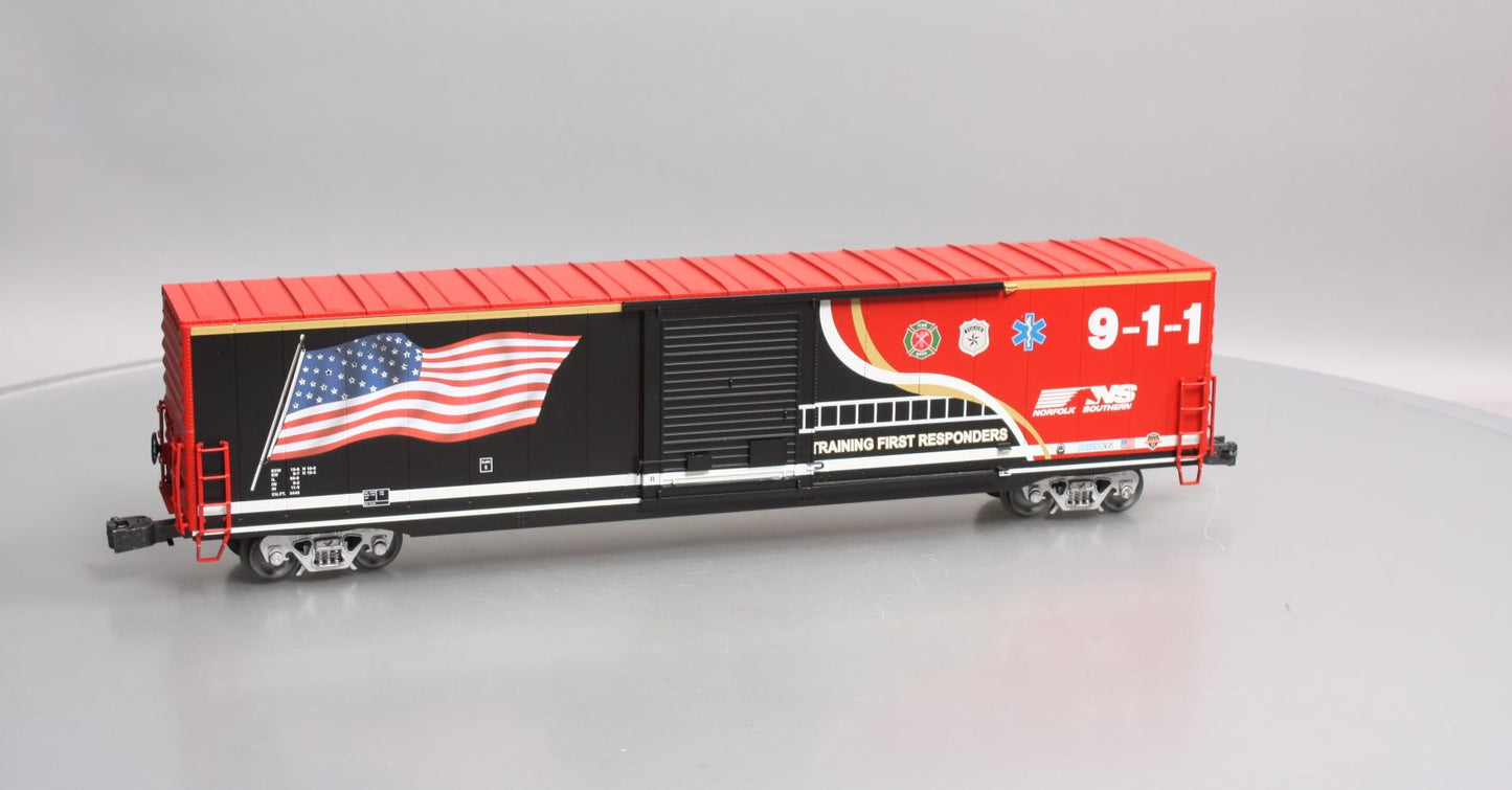 Lionel 2026350 O Gauge Norfolk Southern First Responders LED 60' Flag Boxcar