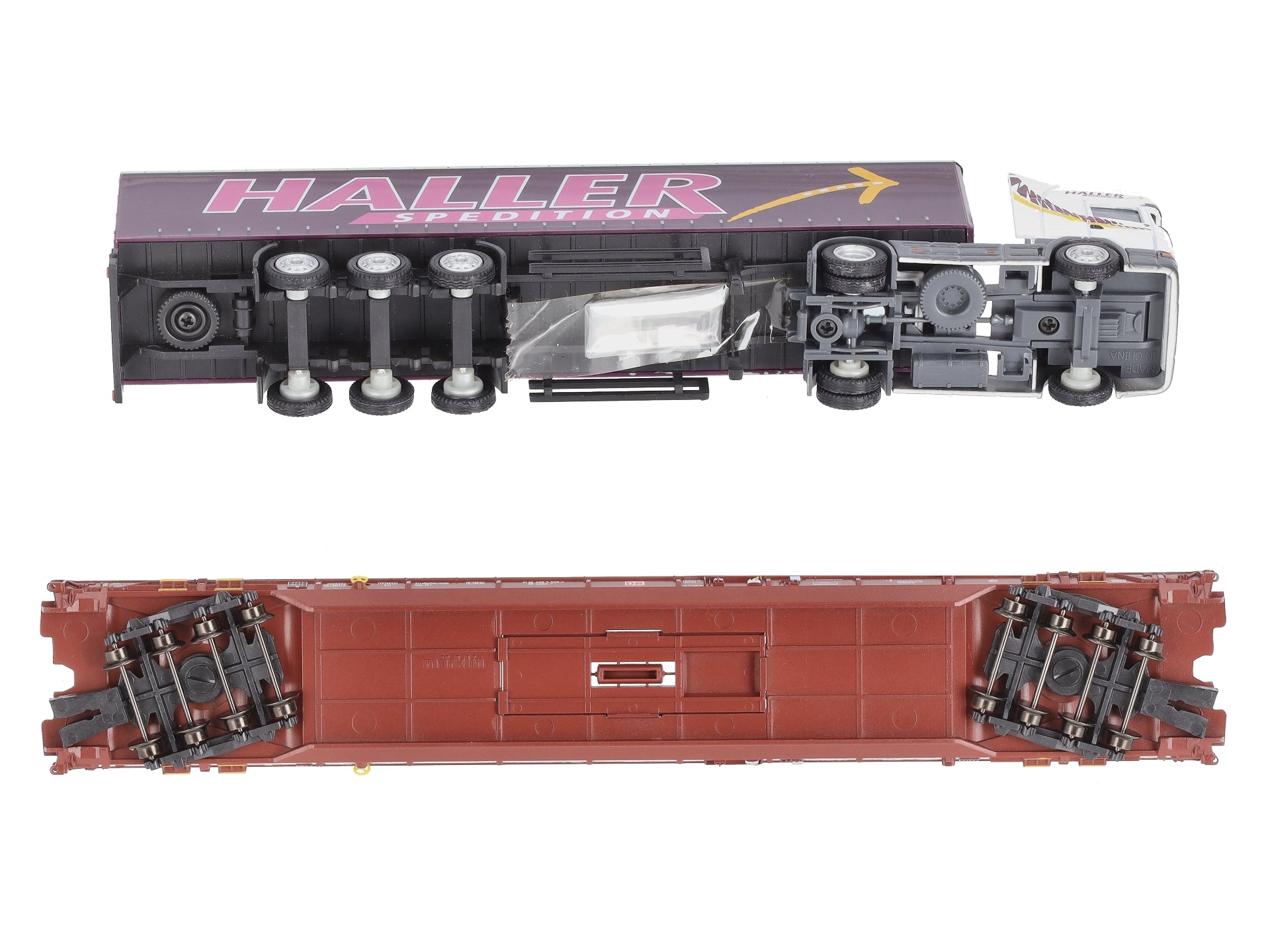 Marklin 47419 HO Railion Deutschland AG Type Saadkms 690 Rolling Road Flatcar