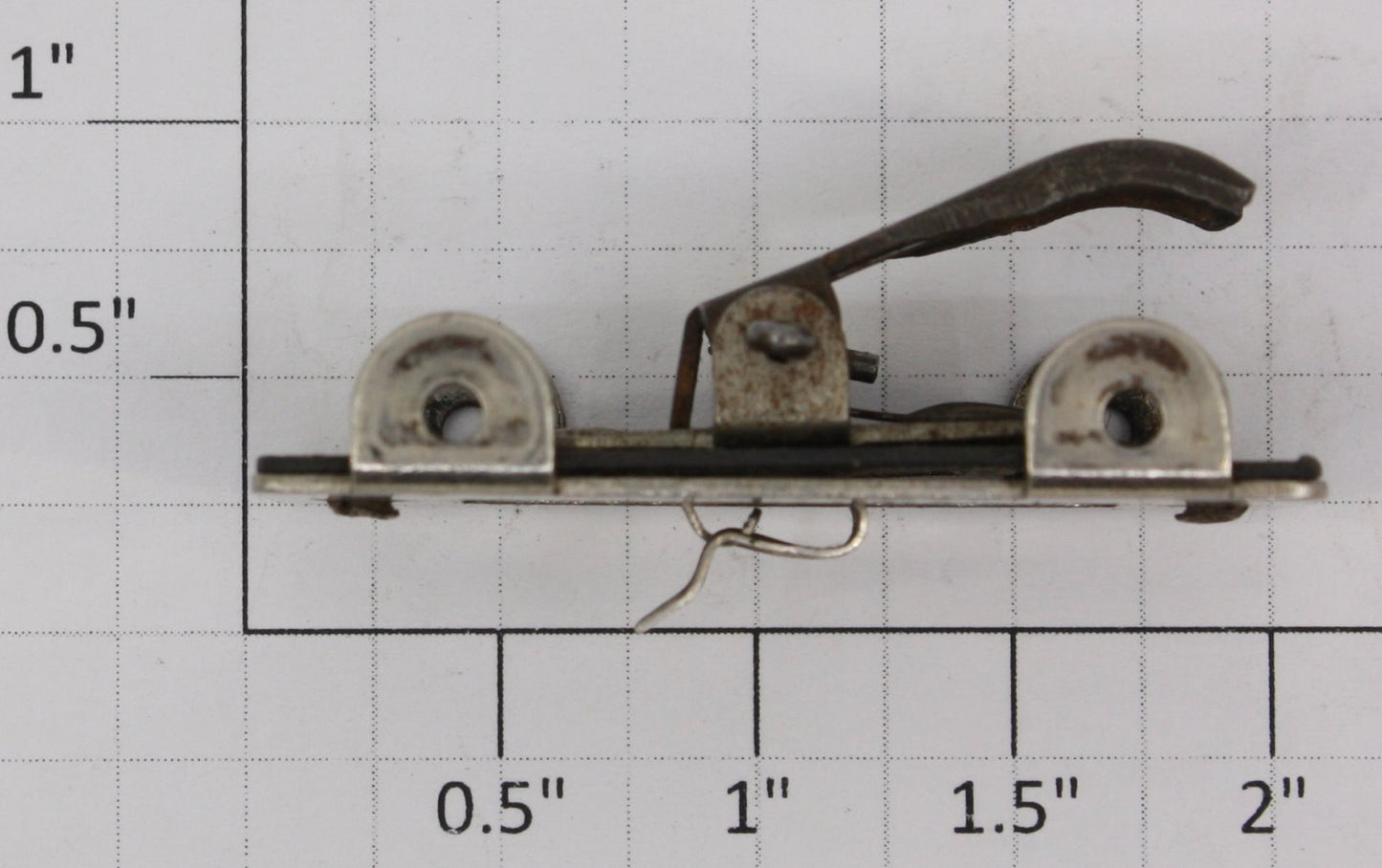 American Flyer 11111-009 Standard Gauge Collector Shoe and Bracket