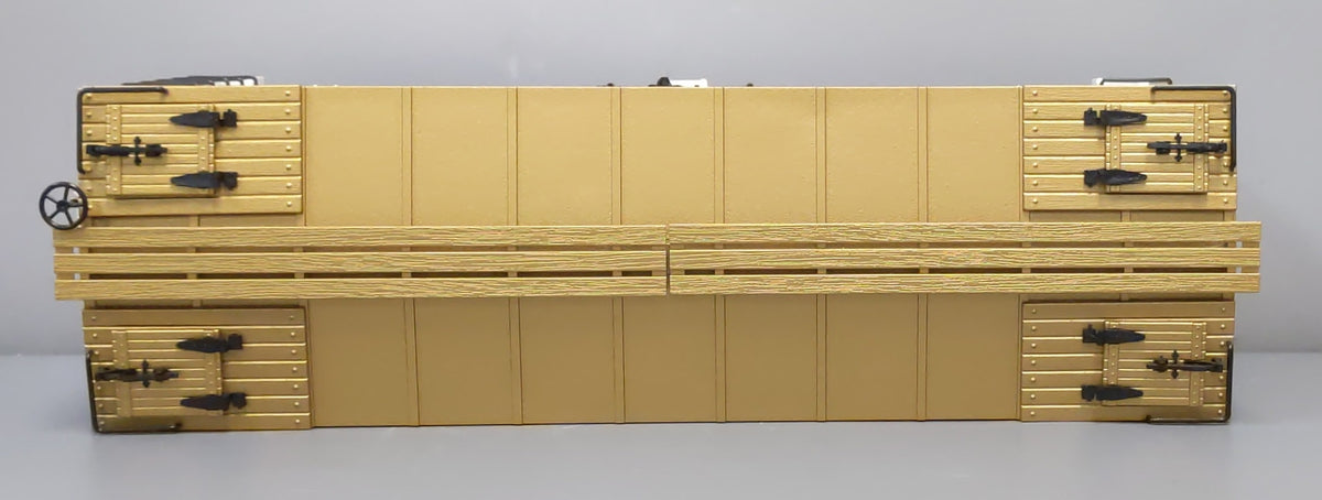 USA Trains R13020 G Scale Christmas 2002 Refrigerator Car LN/Box