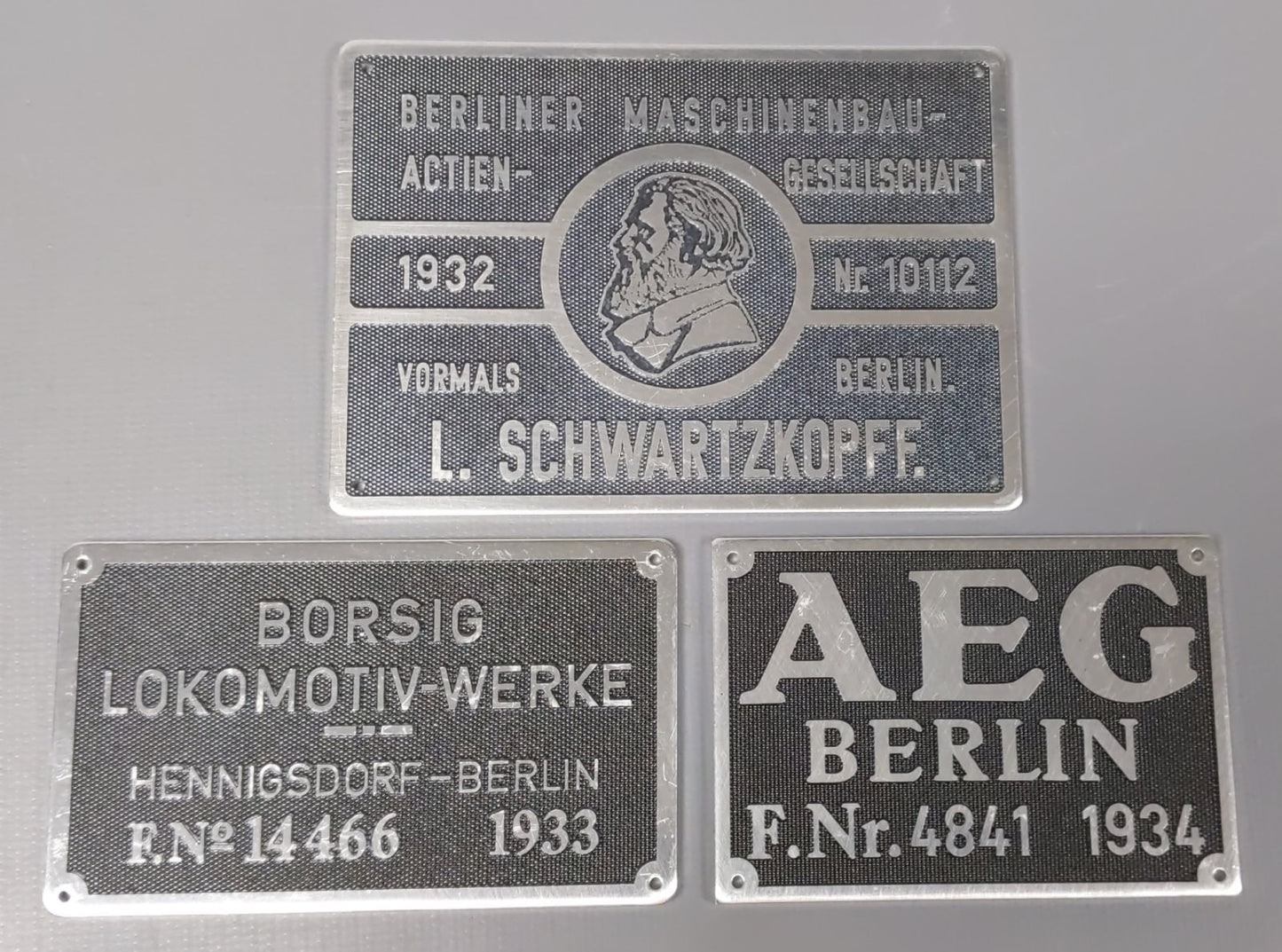 Marklin 3100 HO Gauge DR Berlin Locomotive 3-Unit Set LN/Box